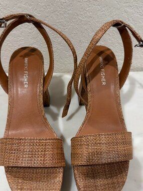 Marc Fisher brown platform heels